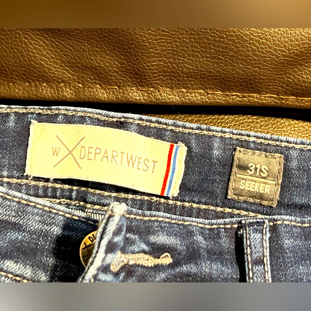 Seeker Straight Stretch Jean Originally from The Buckle